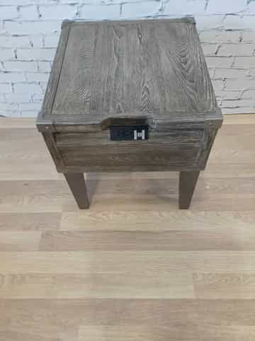 Chazney Rectangle End Table - Gallery Image 6